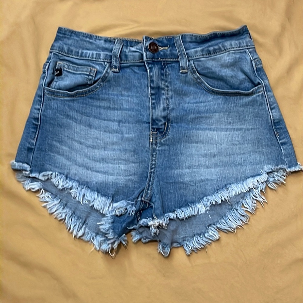 KanCan Cut Off Shorts